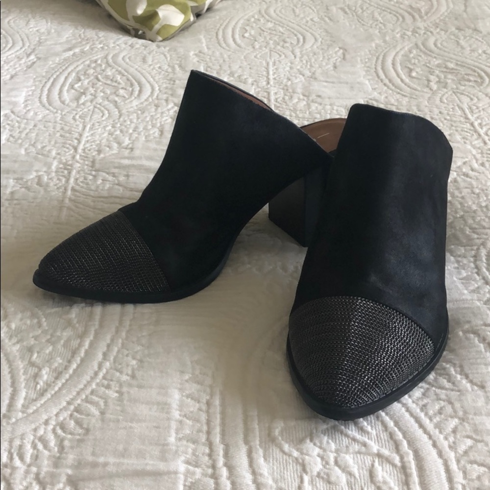 Report Shoes